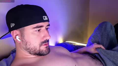 Theo Ravi online show from December 22, 3:36 am