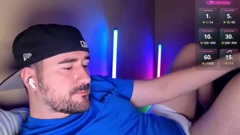 Snapshot of theoravi chatting on March 4, 3:56 am Theo Ravi online show from March 4, 3:56 am