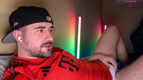 Snapshot of theoravi chatting on April 2, 3:26 am Theo Ravi online show from April 2, 3:26 am