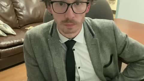 Snapshot of theotherfrancobro chatting on August 6, 12:56 am BuellerBueller online show from August 6, 12:56 am