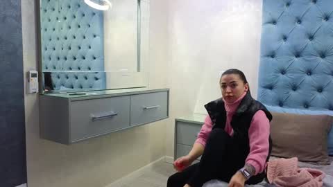 Theowonder online show from January 14, 3:47 pm