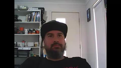 aussiebeard online show from December 3, 1:02 am