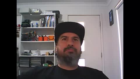 aussiebeard online show from April 21, 3:02 am
