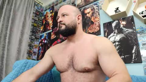 Chris online show from September 26, 4:05 am