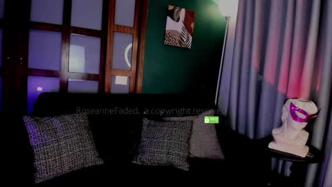 Snapshot of theprincess_rosee chatting on April 3, 5:16 am Rosie online show from April 3, 5:16 am