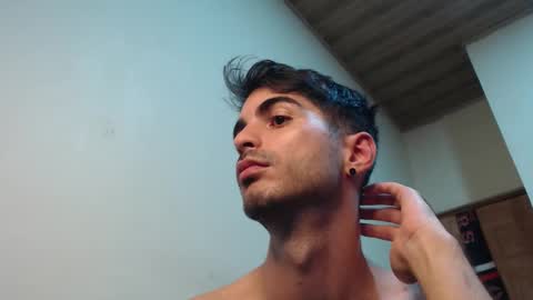 Santiago Enrique online show from September 22, 4:58 am