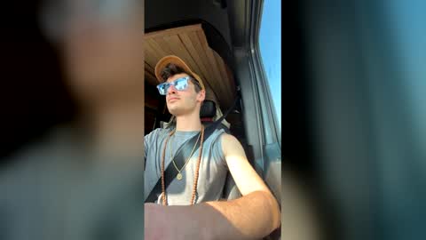 therealdylansdick online show from February 4, 9:31 pm