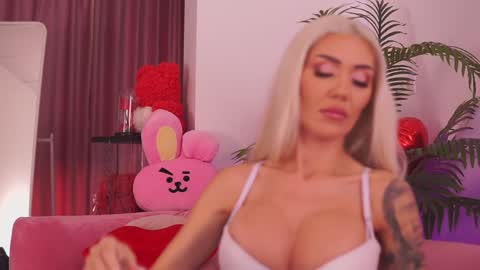 Deea  online show from November 12, 9:21 am