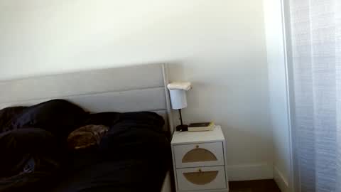 Yoshi online show from November 19, 6:19 pm