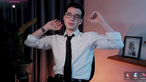     4th  online show from January 29, 10:53 pm