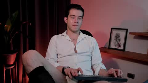     4th  online show from February 26, 12:05 am