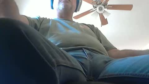 Neo online show from November 15, 6:04 pm