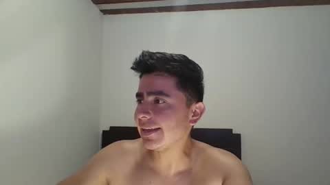 Theron Devereaux online show from March 29, 4:07 pm