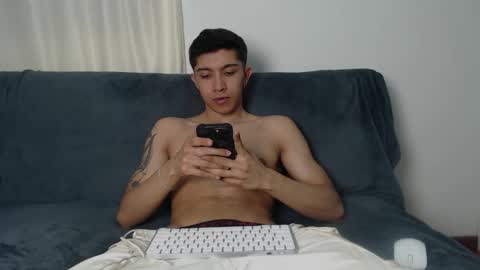 thesaint_xxx online show from November 7, 4:45 am