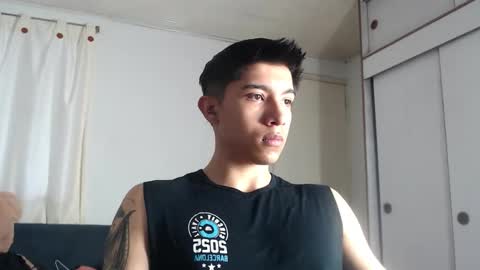 thesaint_xxx online show from March 12, 7:09 pm