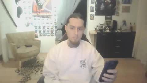 Snapshot of theshowercock chatting on May 17, 9:11 pm theshowercock online show from May 17, 9:11 pm