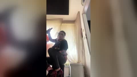 theshowgirl online show from March 28, 1:00 pm