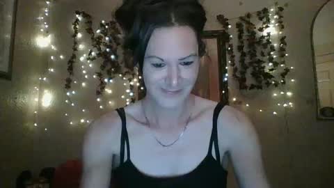 sillymillie0 online show from October 14, 12:11 am