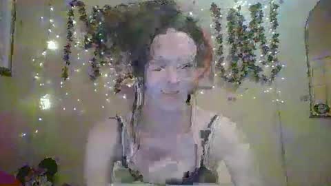 sillymillie0 online show from April 16, 9:39 pm
