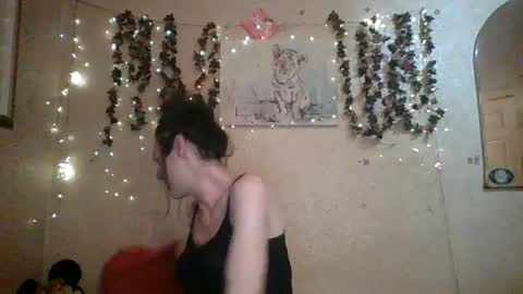 sillymillie0 online show from July 14, 1:08 am