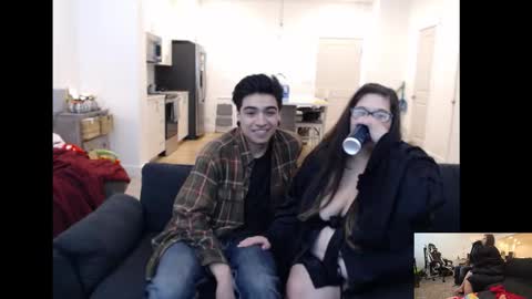 Snapshot of theslutcouple98 chatting on October 14, 5:58 pm theslutcouple98 online show from October 14, 5:58 pm