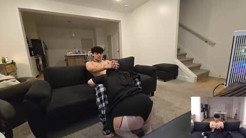 theslutcouple98 online show from October 26, 5:57 am