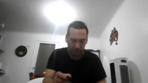 Snapshot of thestardad chatting on August 9, 8:41 am thestardad online show from August 9, 8:41 am