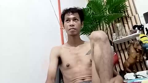 Snapshot of thestarisbornxx chatting on April 1, 1:01 pm aiko online show from April 1, 1:01 pm