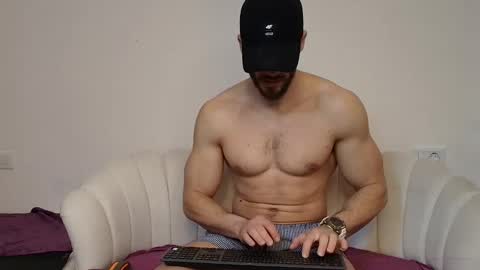 Snapshot of thetopalex chatting on March 7, 7:27 am TheTopAlex online show from March 7, 7:27 am