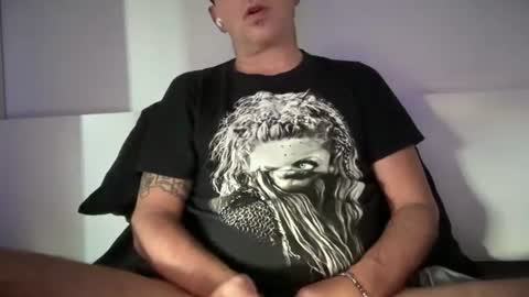 thewho81 online show from June 12, 6:51 pm