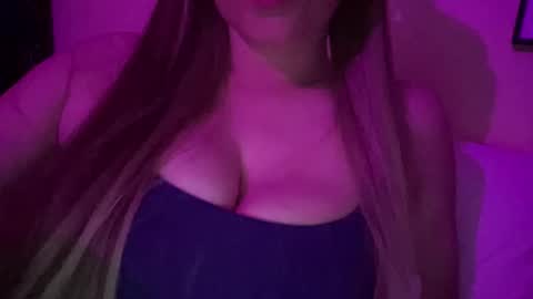 The Wild Wonderland online show from November 30, 2:48 am