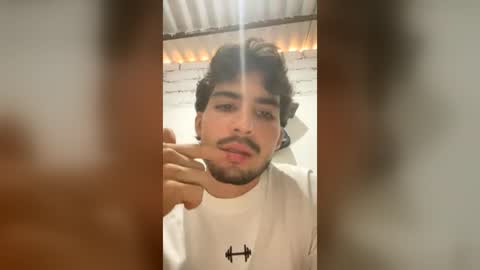 Snapshot of thiago682059 chatting on July 29, 6:06 pm thiago682059 online show from July 29, 6:06 pm