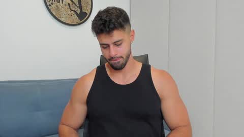 thiago_driussi online show from December 11, 1:05 am