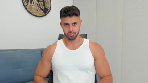 thiago_driussi online show from December 15, 2:30 am