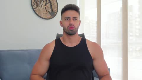 thiago_driussi online show from December 15, 4:48 pm