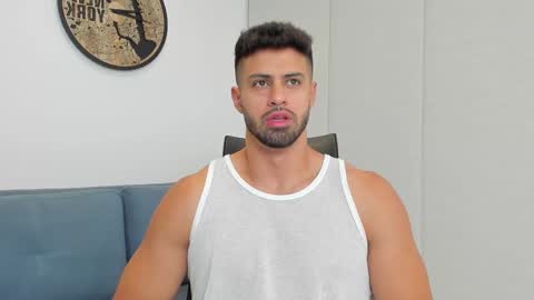 thiago_driussi online show from December 20, 2:41 am