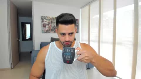 thiago_driussi online show from February 9, 3:45 pm