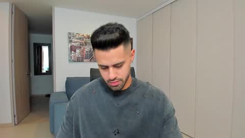 thiago_driussi online show from February 12, 2:56 am