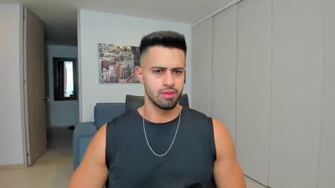 thiago_driussi online show from February 26, 11:59 pm
