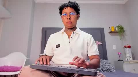 thiago online show from July 16, 4:40 am