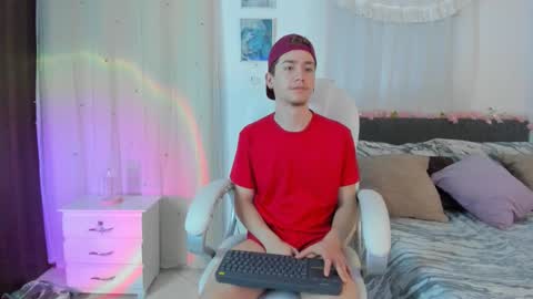 Manuel online show from December 1, 3:00 am