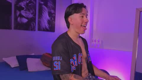 Snapshot of thiago_kent chatting on March 26, 1:49 pm thiago_kent online show from March 26, 1:49 pm