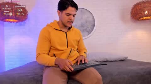 Thiago online show from October 6, 11:07 am