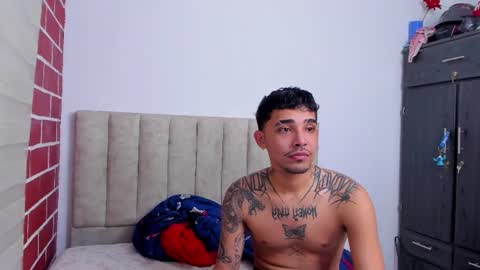 thiago_mille online show from June 13, 9:35 pm