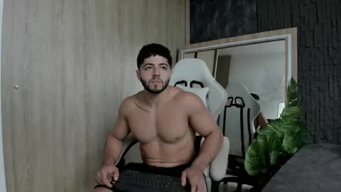 THIAGO online show from May 26, 10:06 pm