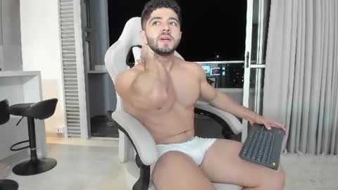 THIAGO online show from June 17, 3:09 am
