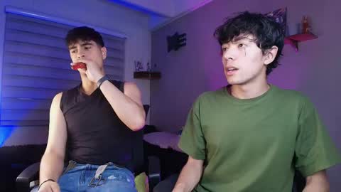 Snapshot of thiago_rockwell chatting on October 3, 8:00 am Thiago online show from October 3, 8:00 am