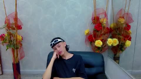 thiago_twink38 online show from October 8, 3:37 am