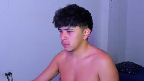 Thiago online show from February 12, 4:24 pm