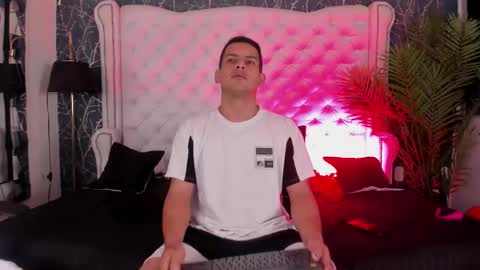 ThiagoCastelli online show from September 20, 11:44 am